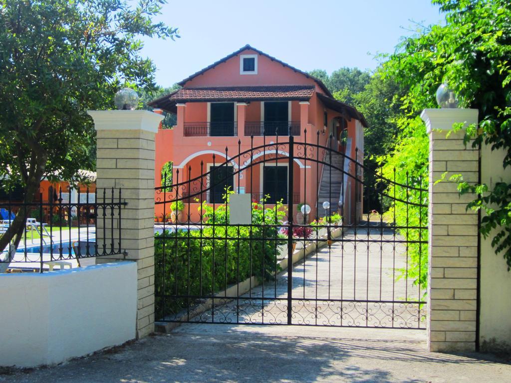 Varvara Studios & Apartments I Peroulades  Exterior photo